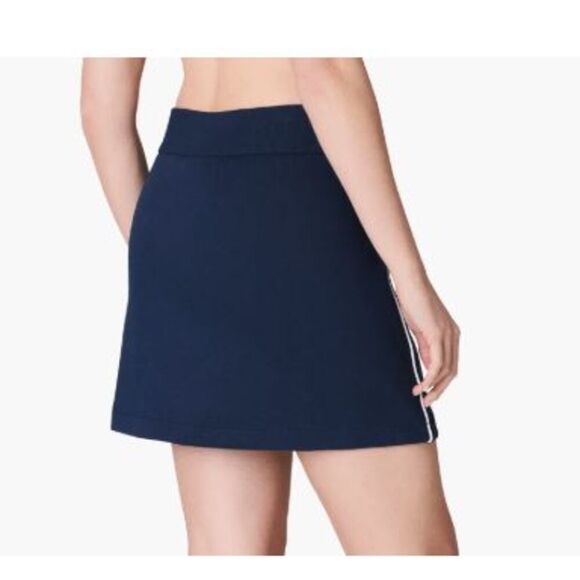 SPANX AirEssentials Pique Skort Navy- Size M - Picture 2 of 8